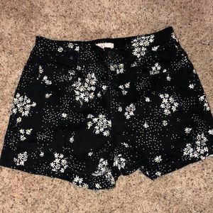 Flower shorts